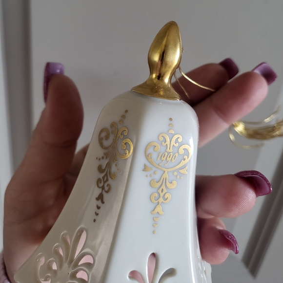 Lenox 1990 Porcelain Pierced Bell Ornament - Picture 2 of 6